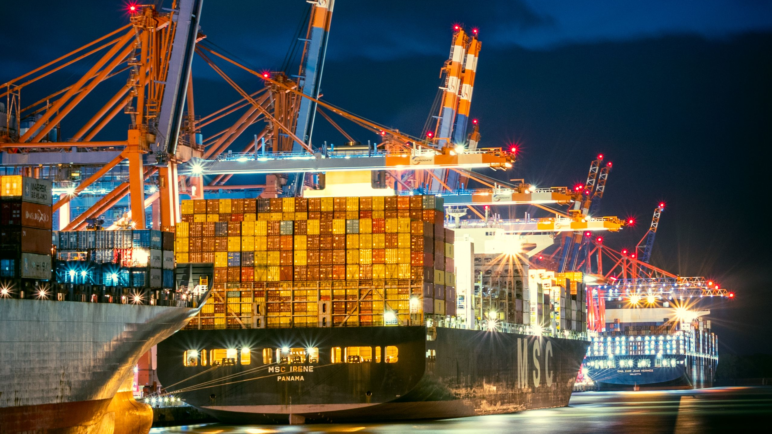 Container terminal in the founding years
